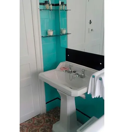 Roure Apartment
